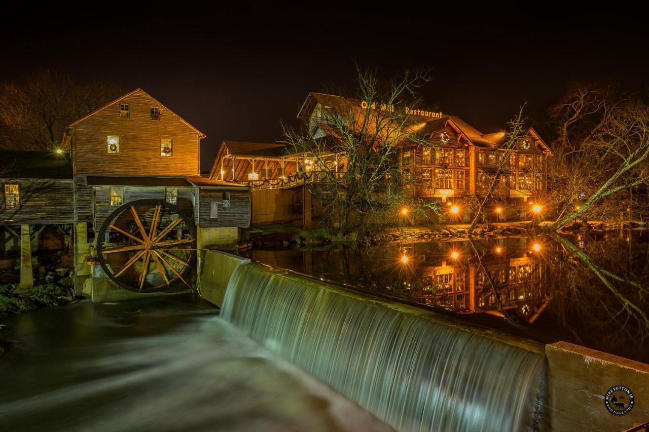 Firefly Hollow Cabin - Smoky Mountains - Soaky Mountain Water Park - Sevierville Convention Center Pigeon Forge Exteriér fotografie